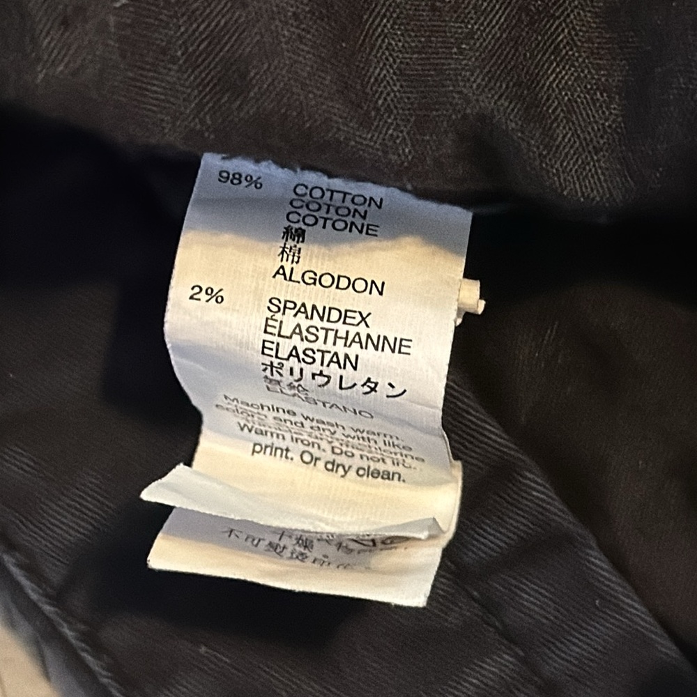 Khakis by GAP- size 8 - Picture 10 of 10